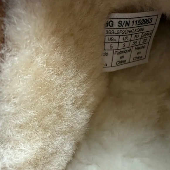 UGG SAND ULTRA MINI CRAFTED REGENERATE SHEEPSKIN BOOTS, WOMEN US 5