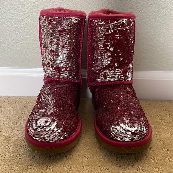 UGG Sequined Boots Silver/Fuchsia 6