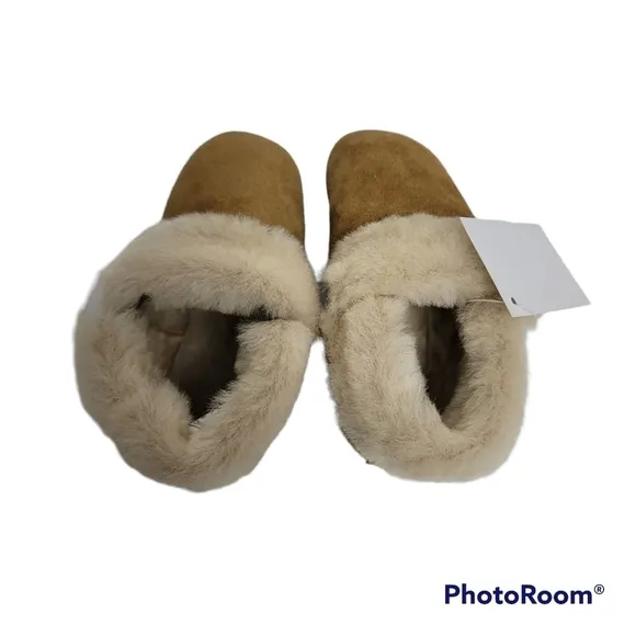UGG Solvi Infants Bootie Sz 4/5