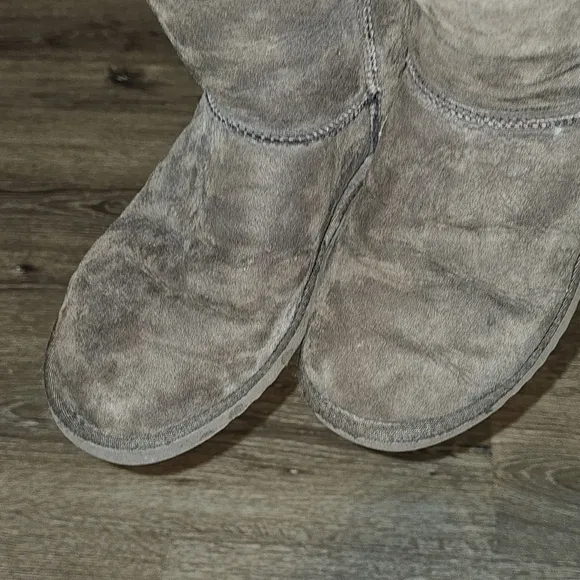 UGG tall classic chocolate brown winter fur boots