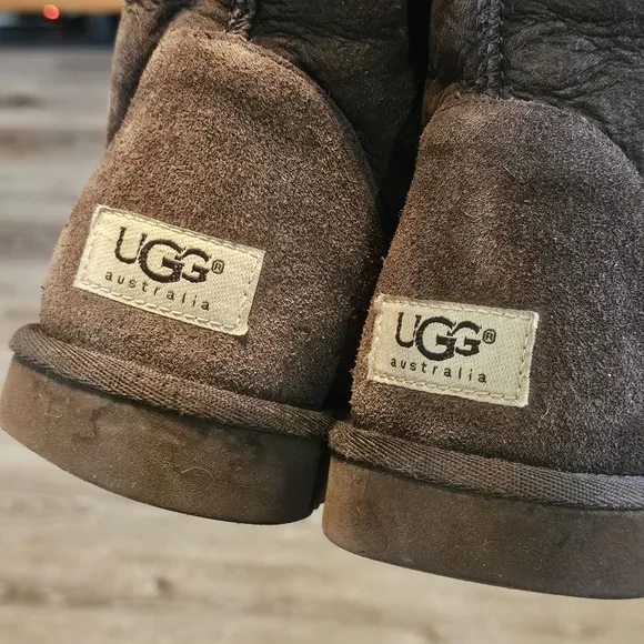 UGG tall classic chocolate brown winter fur boots