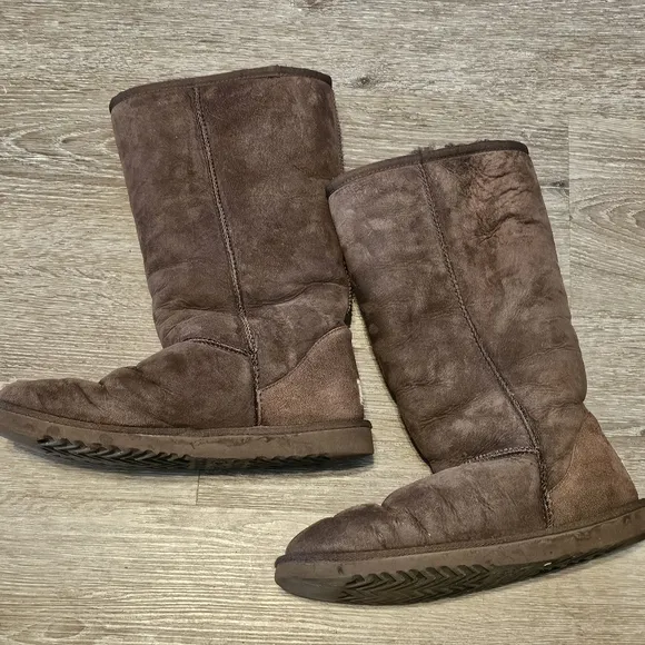 UGG tall classic chocolate brown winter fur boots