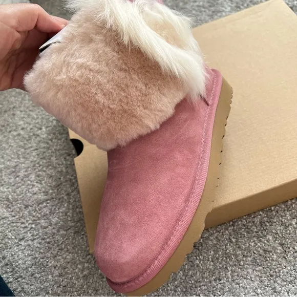 UGG women boots NWT pink