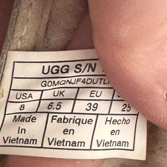 UGG Women's Adirondack II Sand Waterproof Leather Fur Snow Boots Beige Size 8