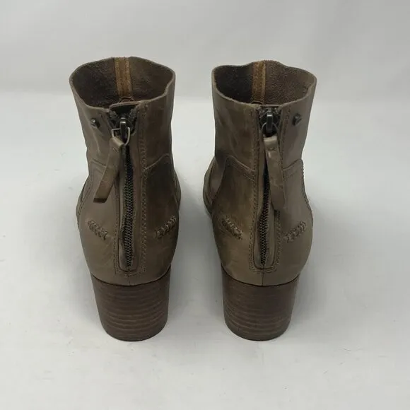 UGG women's Bandara ankle boots 9 women taupe beige tan leather