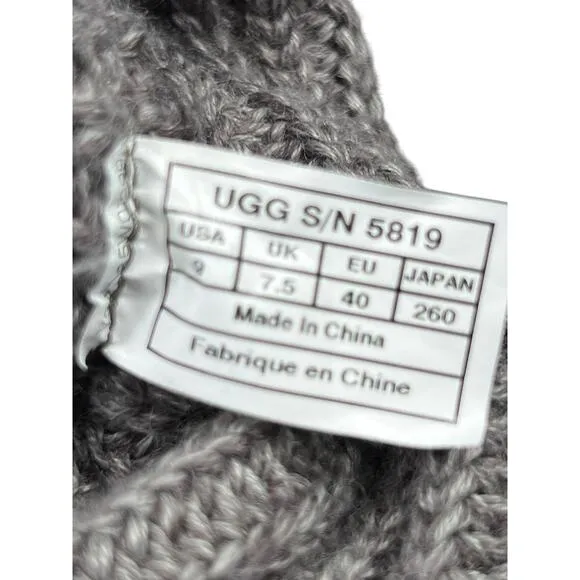Ugg Women’s Cardy 5819 Grey Knit Pull On Winter Boots Size US 9