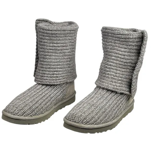 UGG Women’s Cardy Grey Knit Pull Up Winter Boot Size US 7