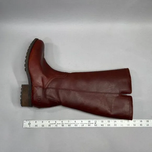 UGG Women's Size 10 Dahlen Stout Tall Leather Fully Insulated Riding Boots
