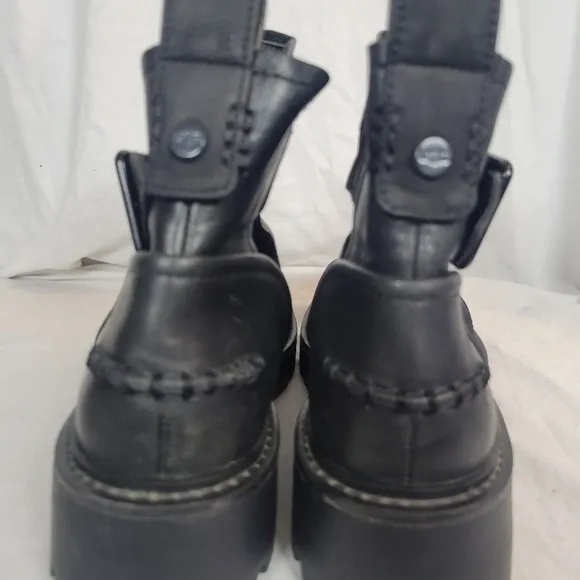 Ugg Women's Stockton Booties Ankle Boots Black Waterproof Leather buckle 6.5