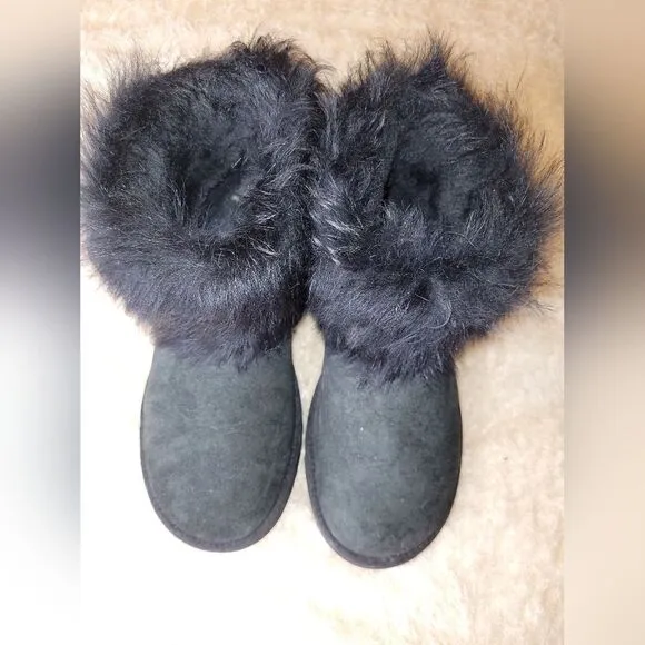 Ugg Mini Blakeley Faux Fur Trimmed Boot, sz 5. Black .