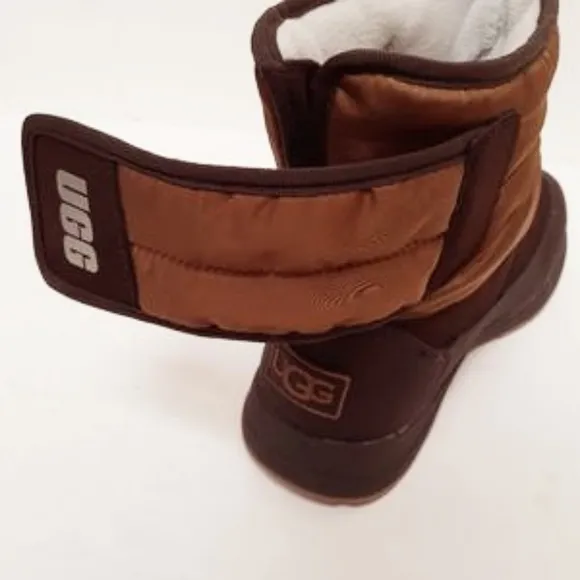 UGGS AUSTRALIA TOTY WINTER BOOTS