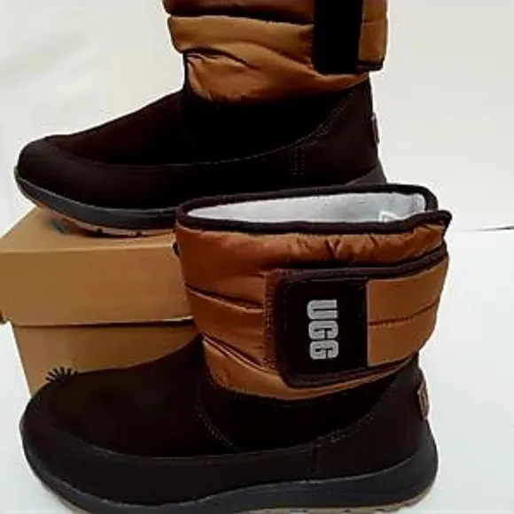UGGS AUSTRALIA TOTY WINTER BOOTS