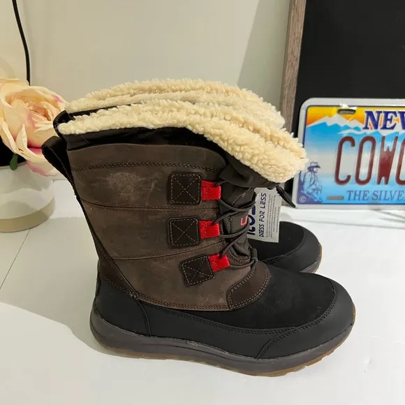 UGGS NWT Kids Bellemore Weather Boots Brown