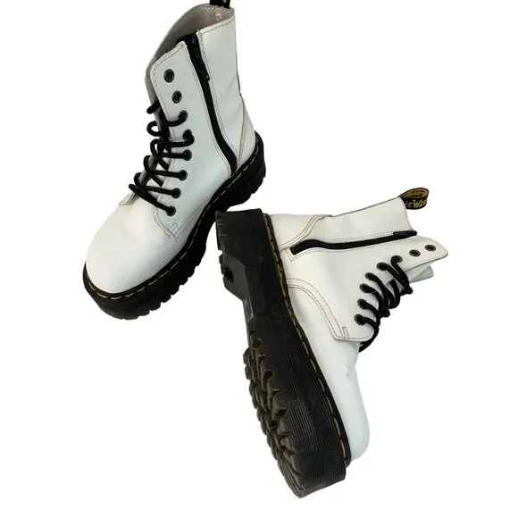 Unisex Dr. Martens Jadon White Leather Platform Boots Size 5 Men / 6 Women