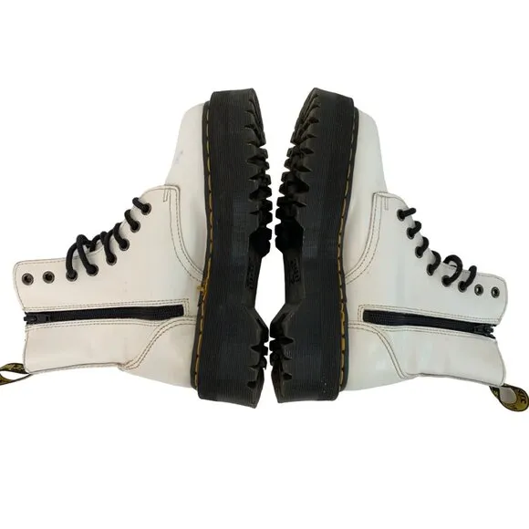 Unisex Dr. Martens Jadon White Leather Platform Boots Size 5 Men / 6 Women