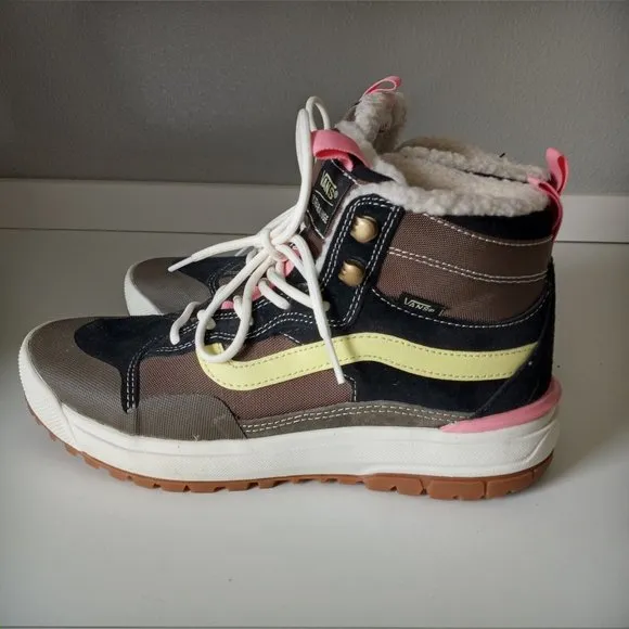 Unisex VANS Ultrarange Exo MTE Winter Boots Mens 8.5 Womens 10