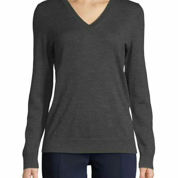V- neck soft wool boyfriend sweater