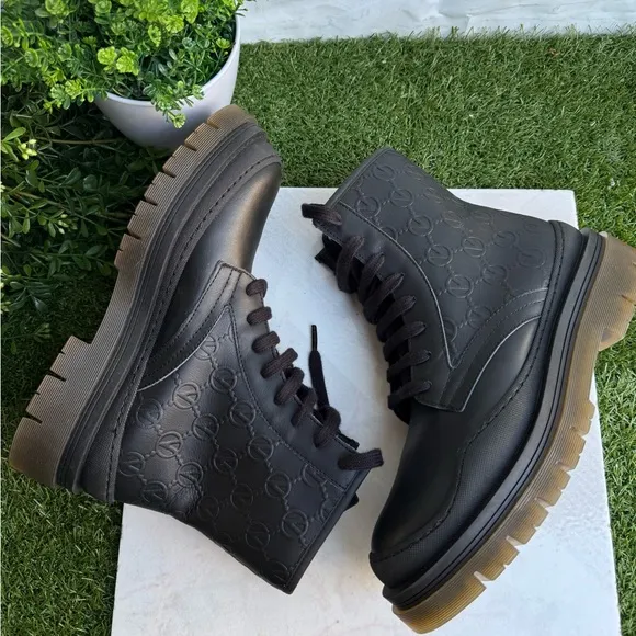 VALENTINO BY MARIO VALENTINO Ivana Lug Sole Combat Boot Women size 7 Brand New