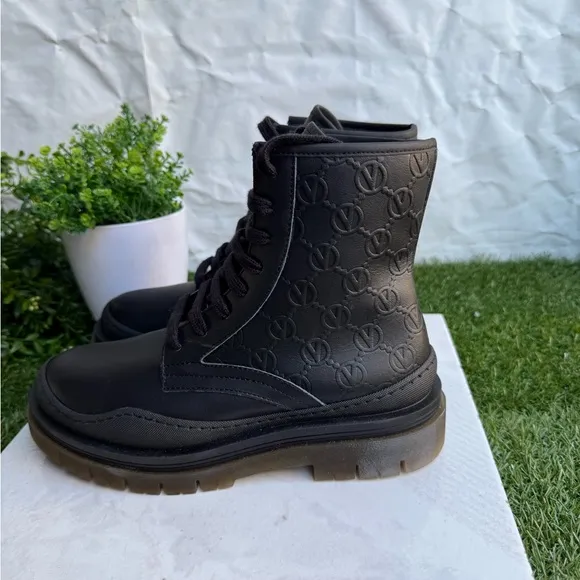 VALENTINO BY MARIO VALENTINO Ivana Lug Sole Combat Boot Women size 7 Brand New