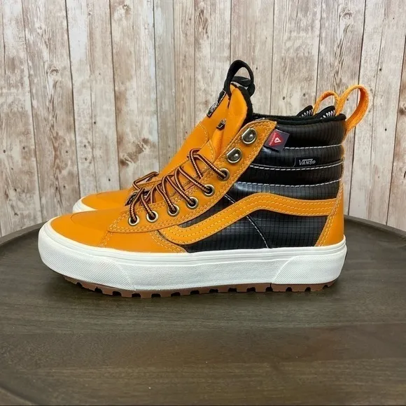 Vans Sk8-Hi Mte 2.0 Dx Apricot/Black High Top Leather Sneaker Boots Size 6.5