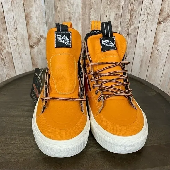 Vans Sk8-Hi Mte 2.0 Dx Apricot/Black High Top Leather Sneaker Boots Size 6.5