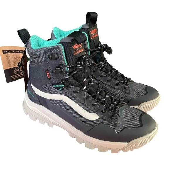 Vans UltraRange insulated boots unisex Mens 8.5 Women 10
