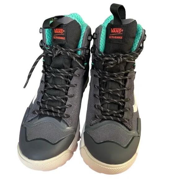 Vans UltraRange insulated boots unisex Mens 8.5 Women 10