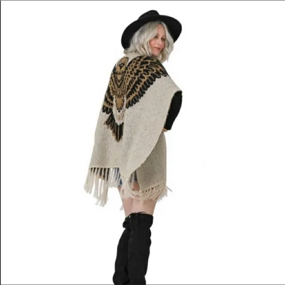 Vertigo Women Open Front Eagle Eye Knitted Sweater Cape