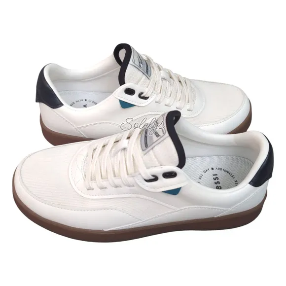 Vessi Courtside Classic Mens 8 Off White Black Waterproof Casual Lace Up Sneaker