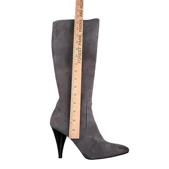 Via Spiga Women 8 Gray Suede Boots Knee High Zip Up Point Toe