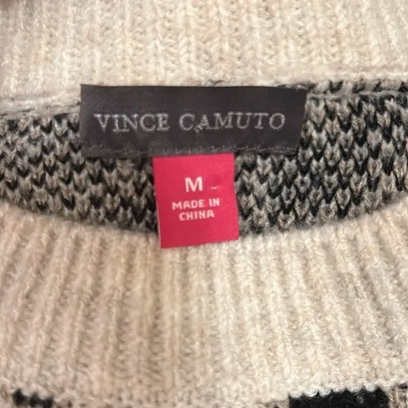 VINCE  CAMUTO Crew Neck PulloverLeopard Print Long Sleeve Sweater Women’s Medium