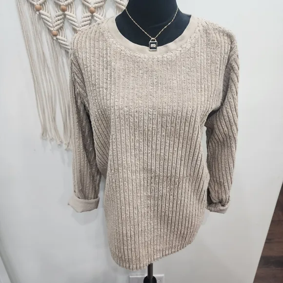 Vintage [DENIM &amp; CO] unisex-  size Large long  sleeve, boxy  ribbed tan sweater!