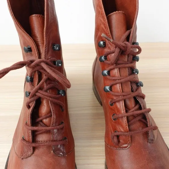 VINTAGE Edwardian Women Boots 10 Steampunk Victorian Leather Cognac NINE WEST