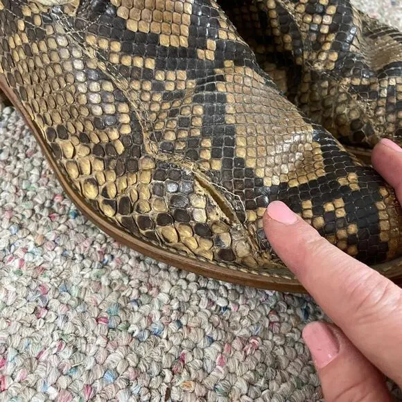 Vintage Genuine Snakeskin Leather Cowboy Western Boots