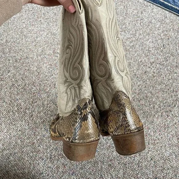 Vintage Genuine Snakeskin Leather Cowboy Western Boots