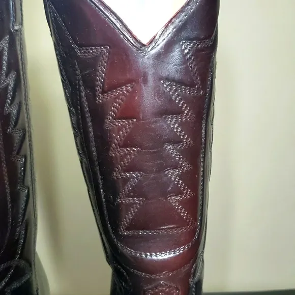 Vintage Maroon Boots Molded Construction Winter Lined Inside Made In USA Size 7