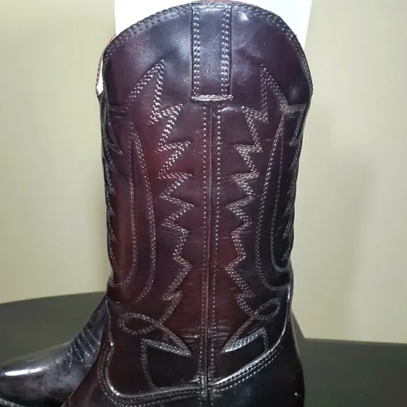 Vintage Maroon Boots Molded Construction Winter Lined Inside Made In USA Size 7