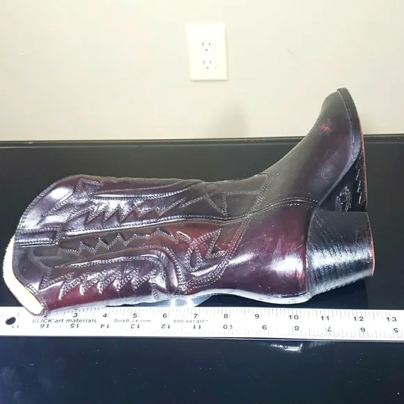 Vintage Maroon Boots Molded Construction Winter Lined Inside Made In USA Size 7