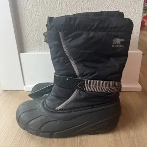 Vintage Sorel Kaufman Canada women's Snowlion insulated Size FEM 7 winter boots