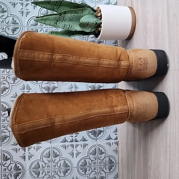 VINTAGE Sorel Women's Suede Virgin Wool Lined Insulated Winter Boots Camel Sz 7