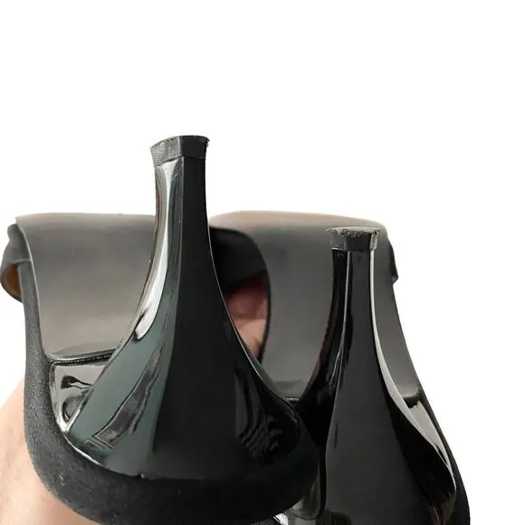 Vintage Stuart Weitzman Bow Accent Pointed Open Back Heel Shoes in Size 9B