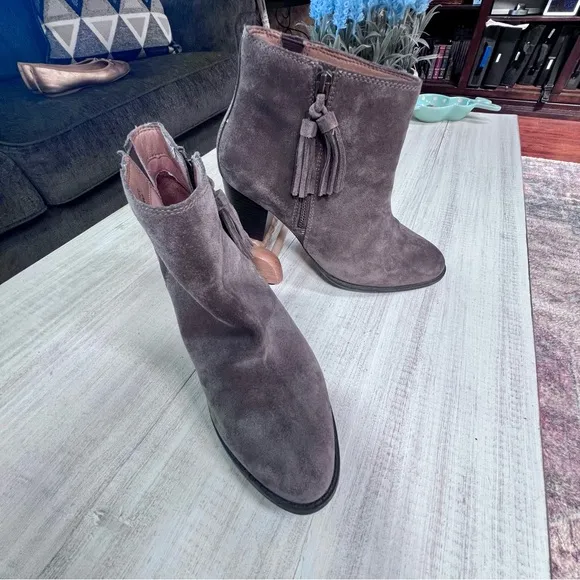 Vionic Madeline Ankle Boots Booties Suede Leather Tassel Taupe Women’s 9.5
