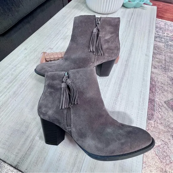 Vionic Madeline Ankle Boots Booties Suede Leather Tassel Taupe Women’s 9.5