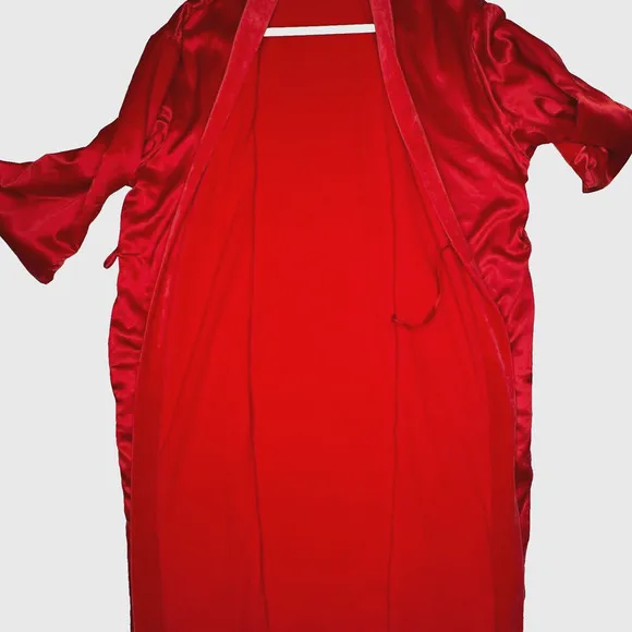 VTG 90s Victoria's Secret Robe Womens Size M/L Red Satin Velvet Long Silky Soft