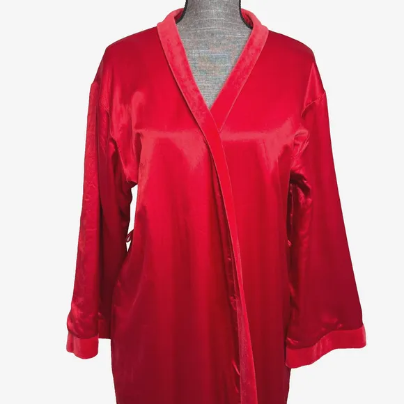 VTG 90s Victoria's Secret Robe Womens Size M/L Red Satin Velvet Long Silky Soft