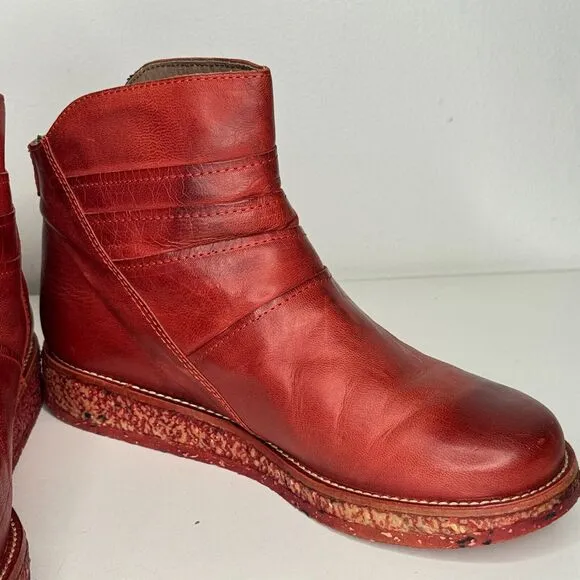 VTG Y2K TAKEME Booties Womens Size 7.5/38 Red Ankle Leather Boots Made in Spain