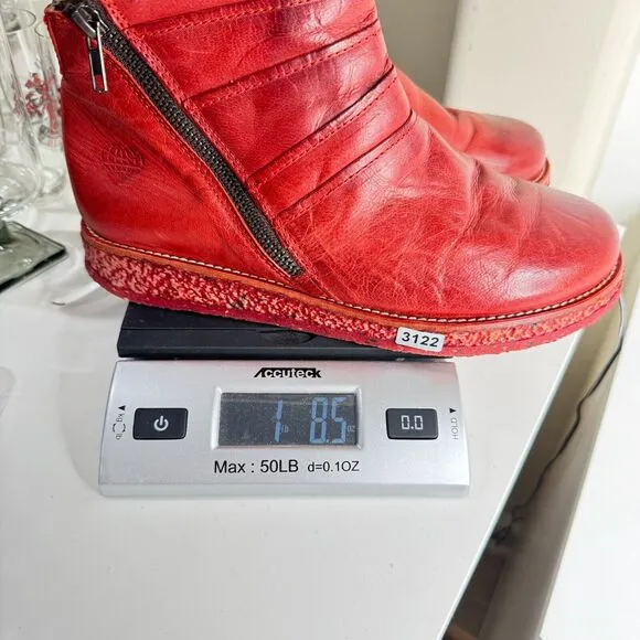 VTG Y2K TAKEME Booties Womens Size 7.5/38 Red Ankle Leather Boots Made in Spain