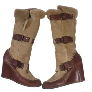 VW1 FENDI CAMEL BROWN WEDGE BUCKLE LONG FUR TRIM BOOTS - SIZE 38.5 39 READ
