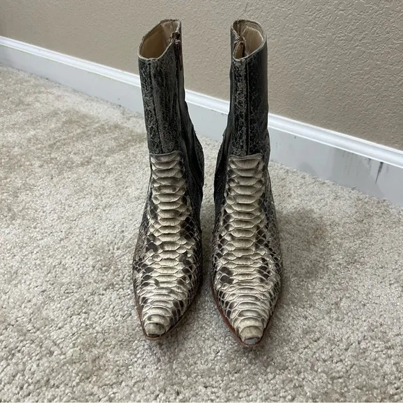 White Diamonds Boots High Heel Heeled Western Cowgirl Women Size 6 Belt Included