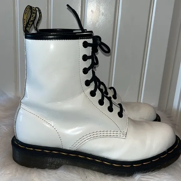 WHITE glossy patent leather chunky Dr Doc Martens grunge goth punk boots size 8